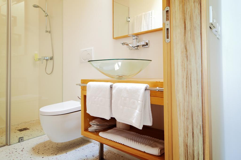 Hotel Gracanica Rum bild